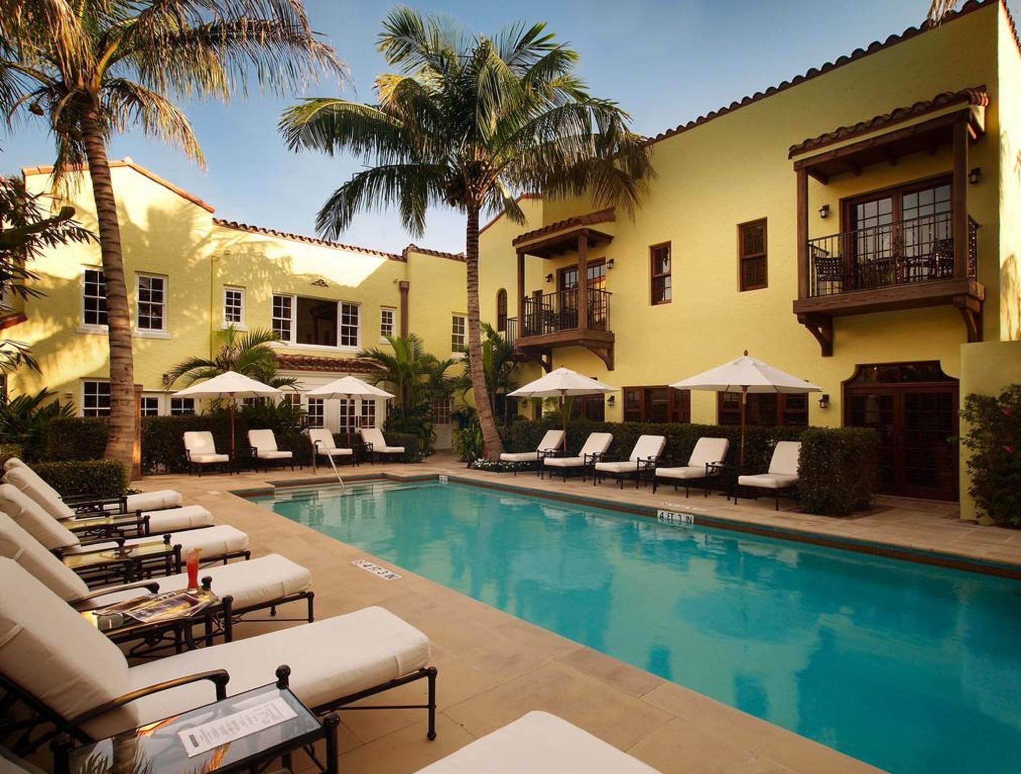 The Brazilian Court Hotel Palm Beach Extérieur photo